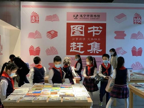 書香滿城，閱動遂寧——世界讀書日圖書館里的“渡書人”與自習(xí)風(fēng)景